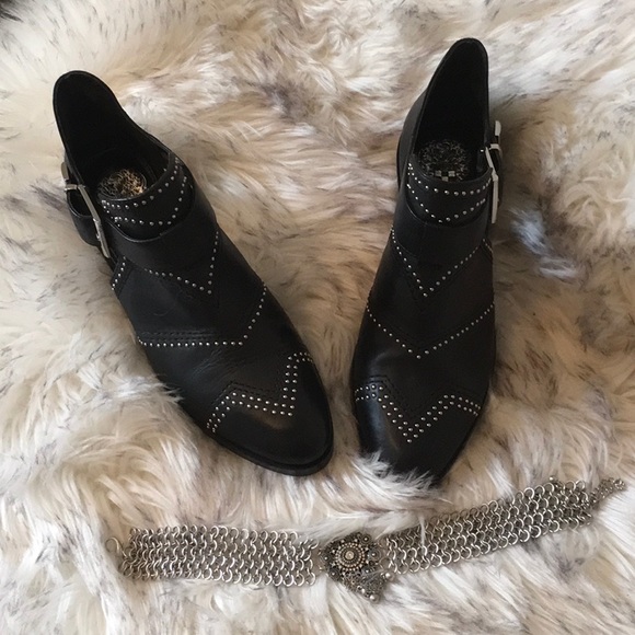 Vince Camuto Shoes - Vince Camuto black leather booties size 6 1/2. New